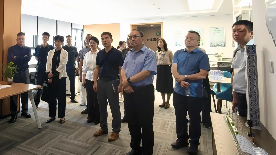 政企赋能，科创提质｜武昌区人大代表团一行莅临梯能科技考察调研